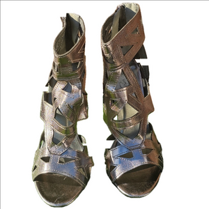 Beyond Champagne Open toe, Heeled Sandal, Women's Size 7.5